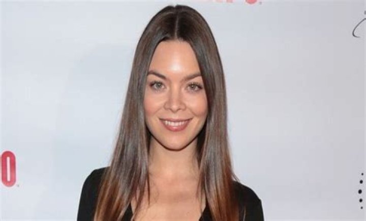 Know About Scarlett Byrne; Movies, TV Shows, Wedding, Net Worth