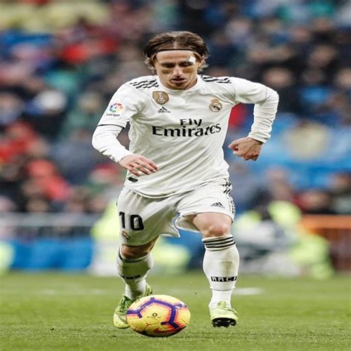 Modric Taille Poids