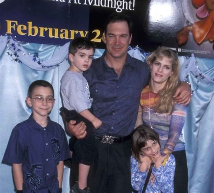 Patrick Warburton Wife, Children, Family, Height, Net Worth, Is He Gay?