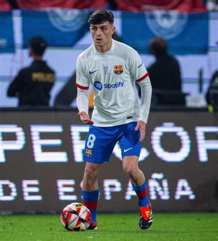 Pedri Biography: Age, Net Worth, Height, Sibling, Spouse, Parents, Instagram, Team, Awards, Wiki