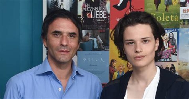 Samuel Benchetrit Taille