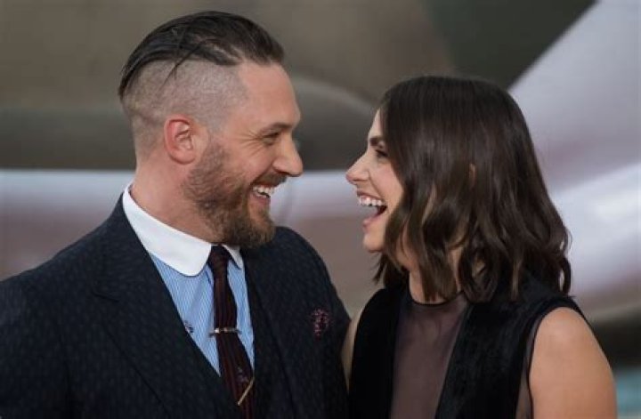 Tom Hardy’s Wife, Teeth, Kids, Height, Age, Net Worth, Tattoos