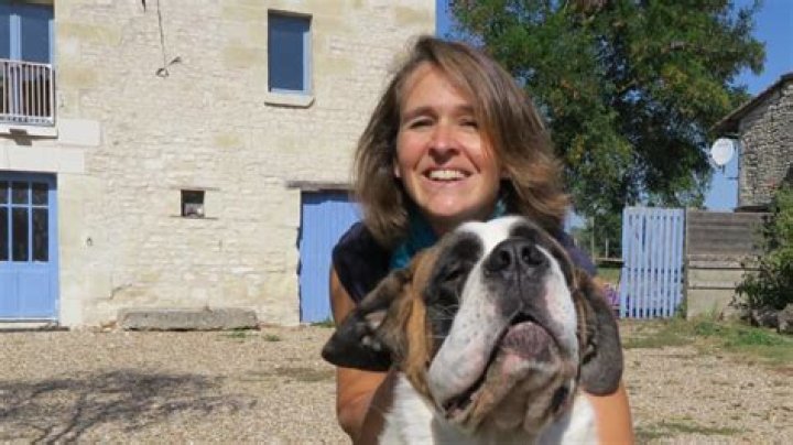 Violaine N’Oubliez Pas Les Paroles Age