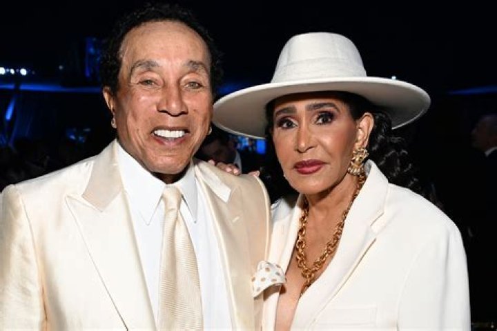 Who Was Jeff Gladney Girlfriend? His Death News, Contract, Net Worth & Facts